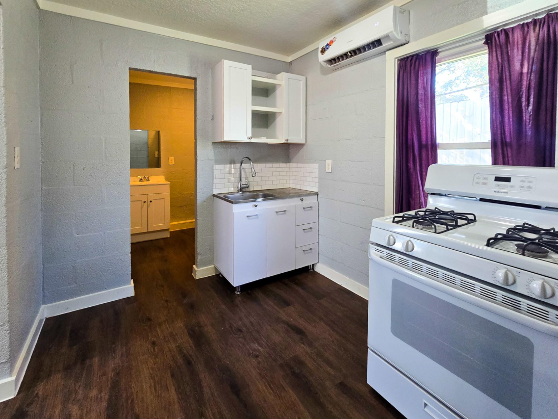 415 North Beauregard Street - Photo 2 of 8