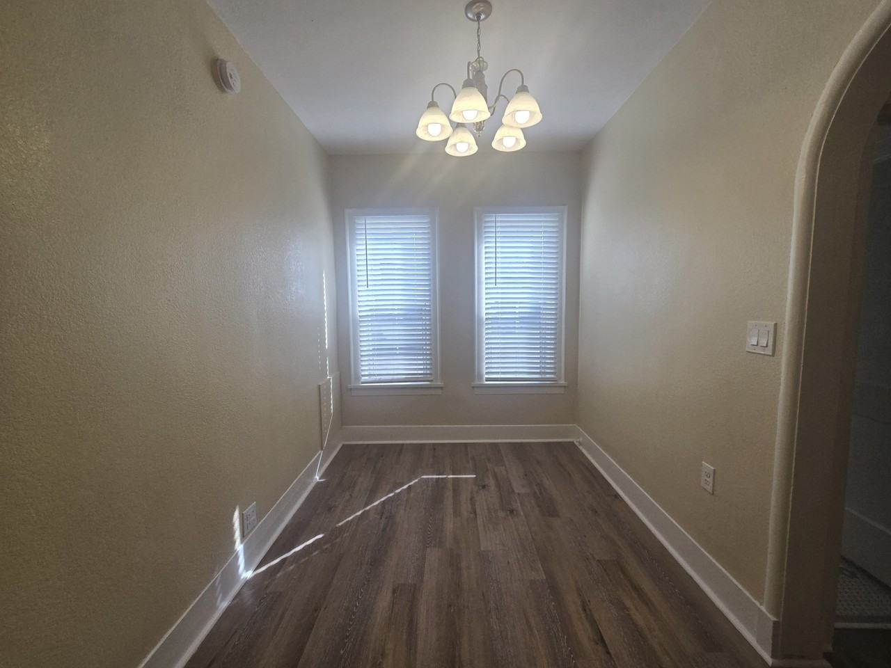 725 Broadway - Photo 3 of 7