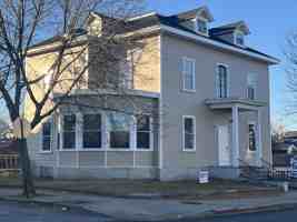 featured image of 172 Pine St