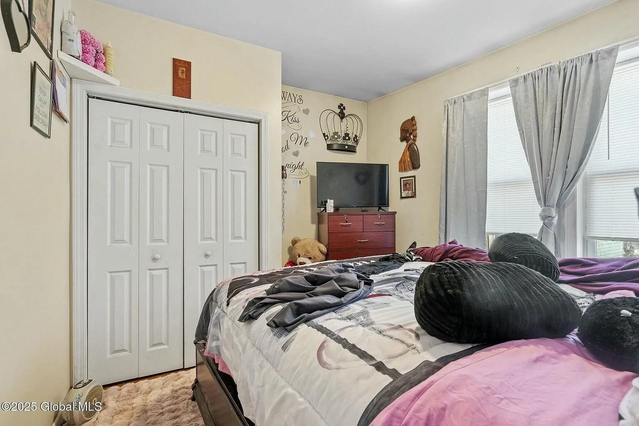 56 Second Avenue - Photo 4 of 24