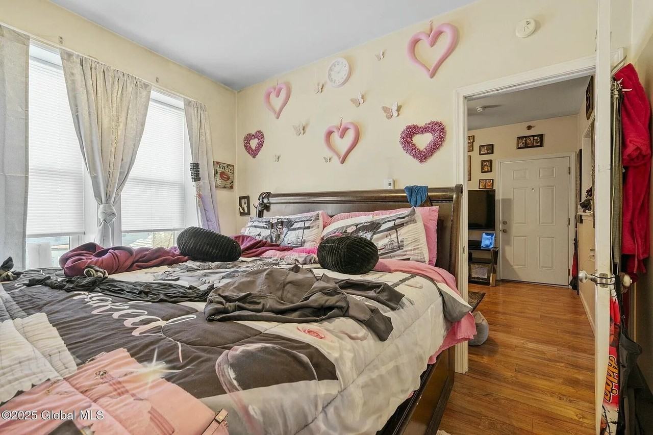 56 Second Avenue - Photo 6 of 24