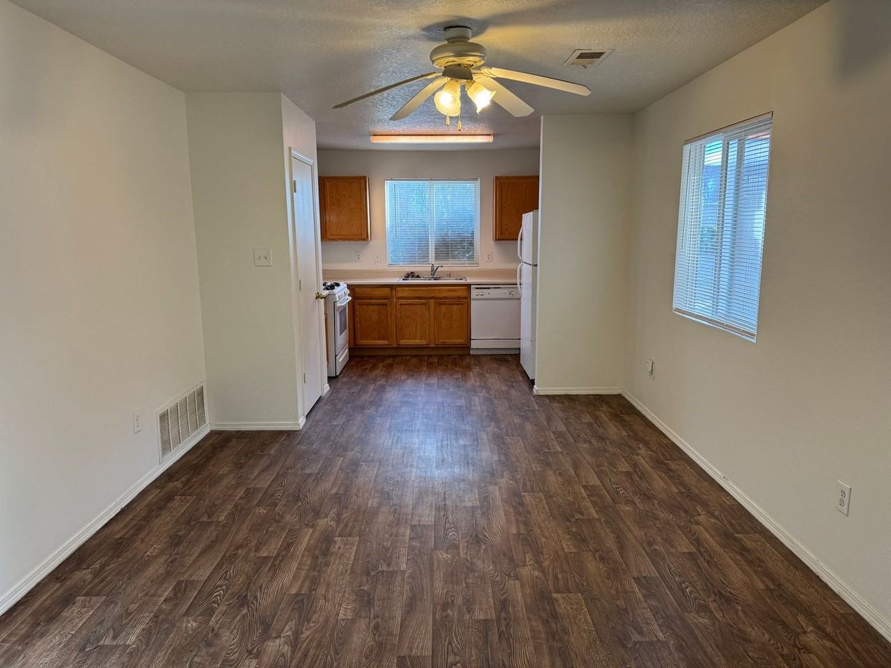 6235 Contess Rd Nw - Photo 4 of 18