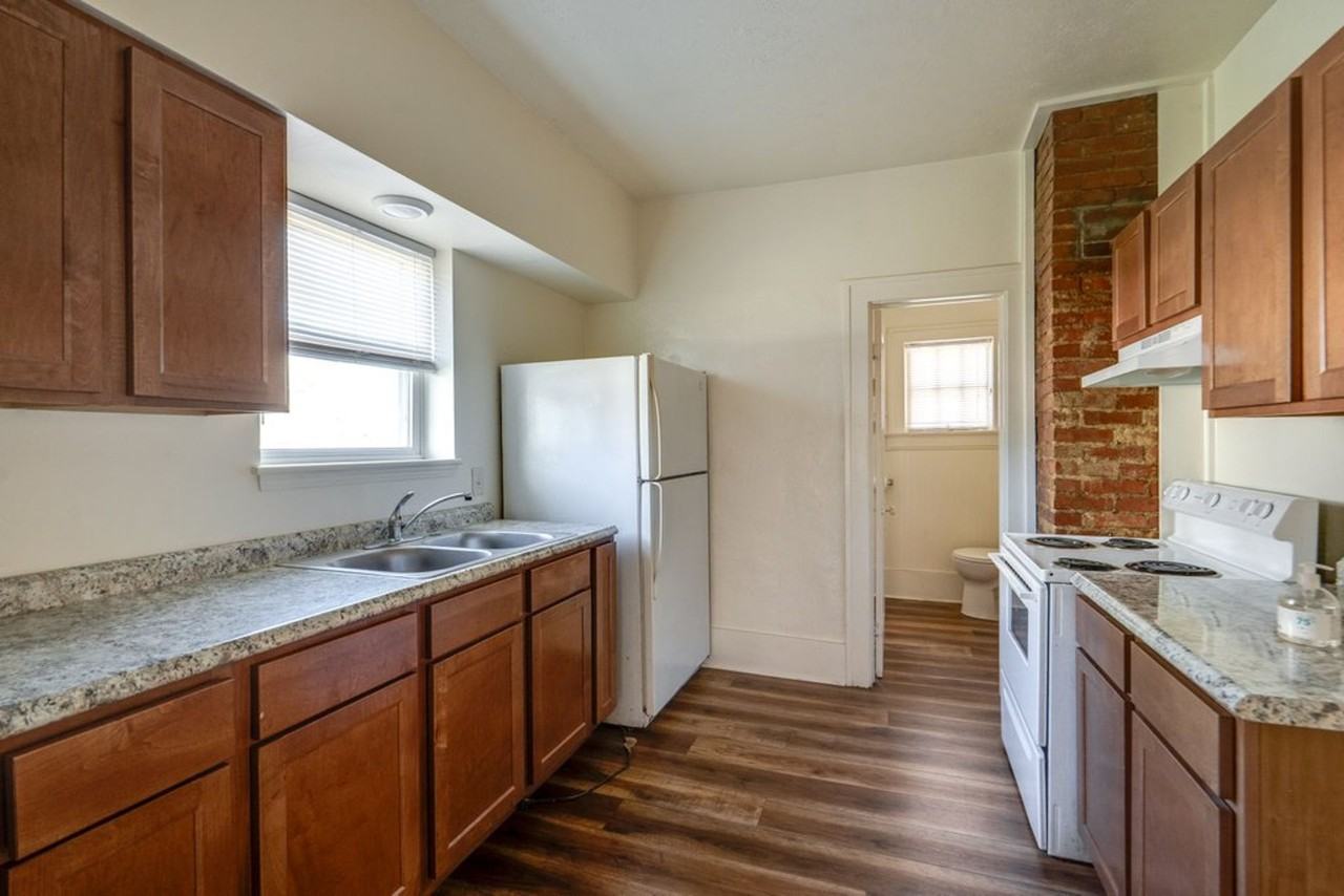 309 Power Street - Photo 3 of 19