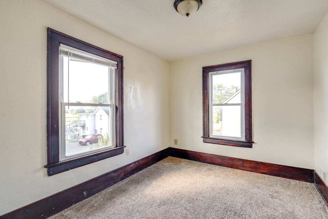 309 Power Street - Photo 7 of 19