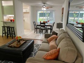 TOPANGA APTS - Photo 1 of 1