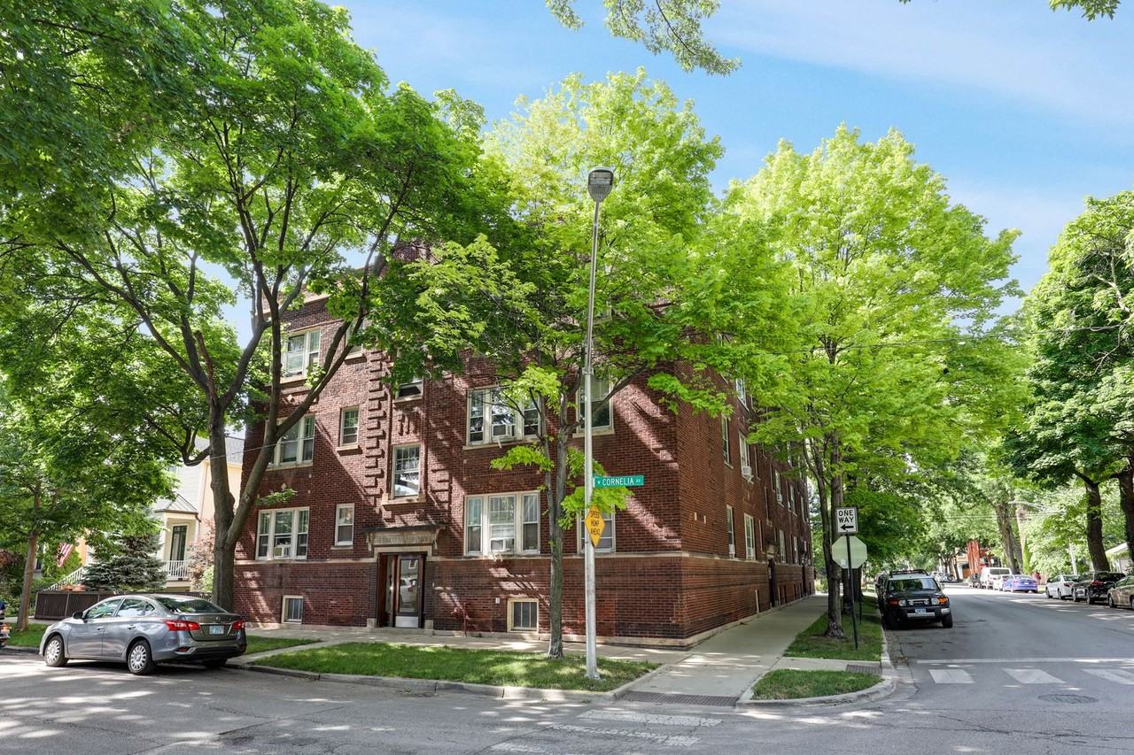 3510 N Wolcott Ave - Photo 4 of 17