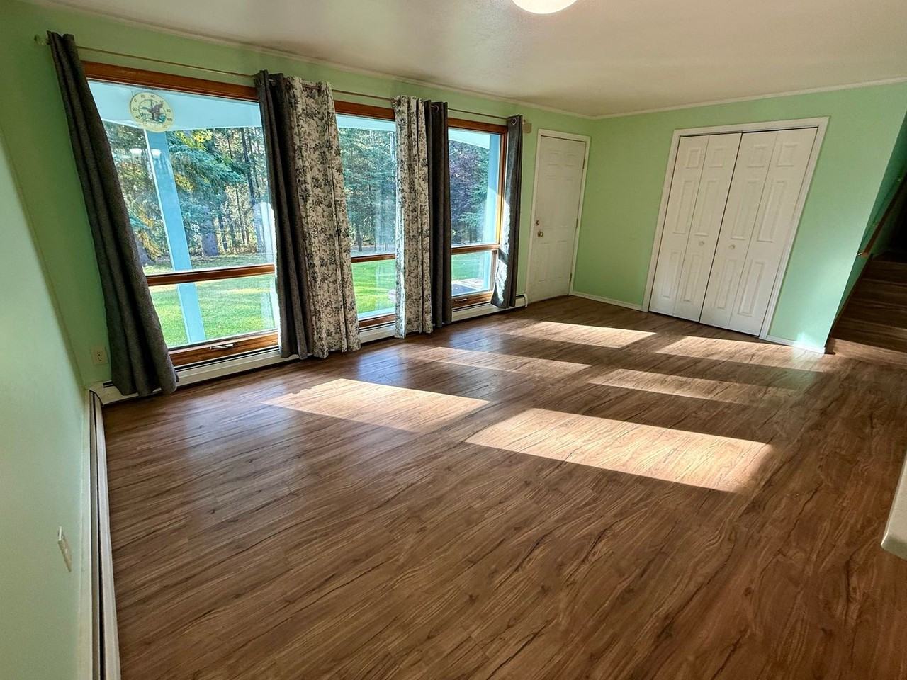 2422 Nugget Loop - Photo 4 of 17