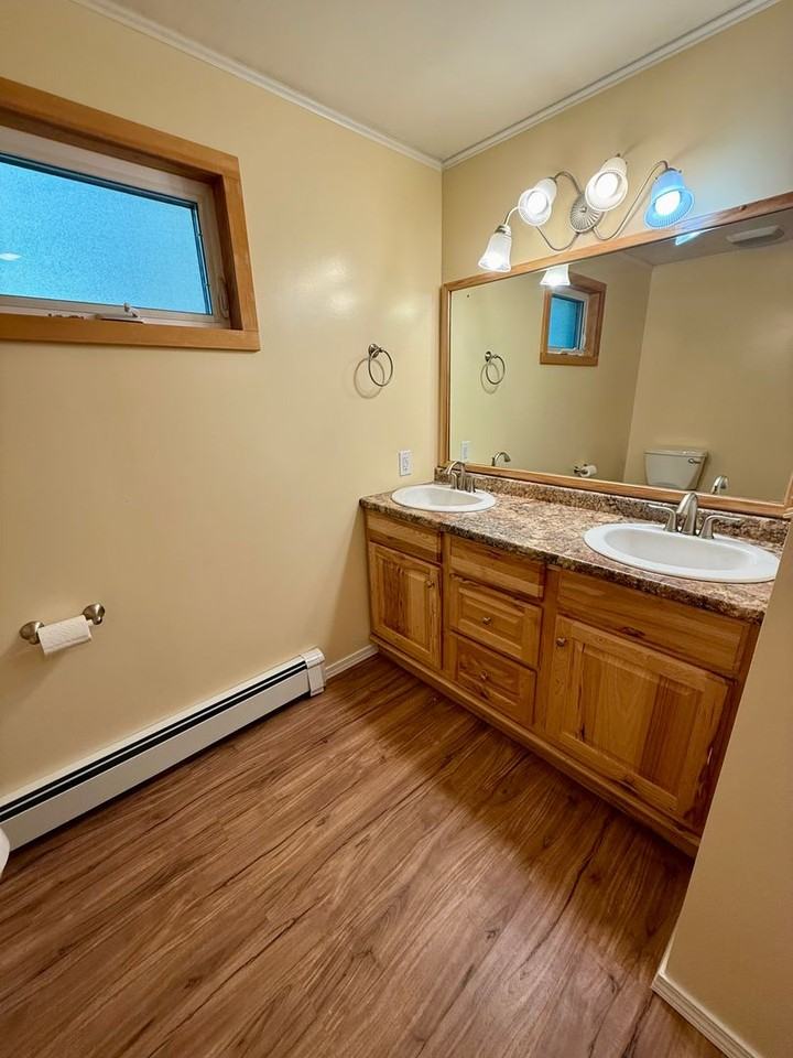 2422 Nugget Loop - Photo 7 of 17