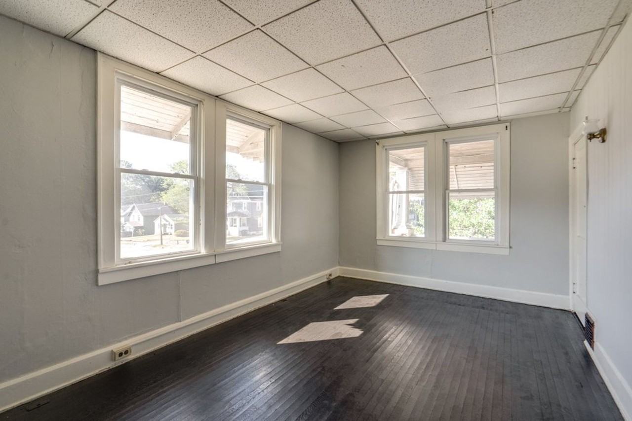 491 Allyn St - Photo 5 of 42