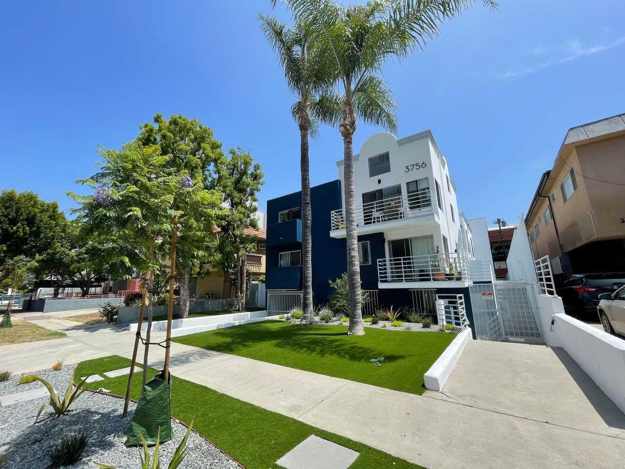 3756 Mentone Ave - Photo 4 of 4