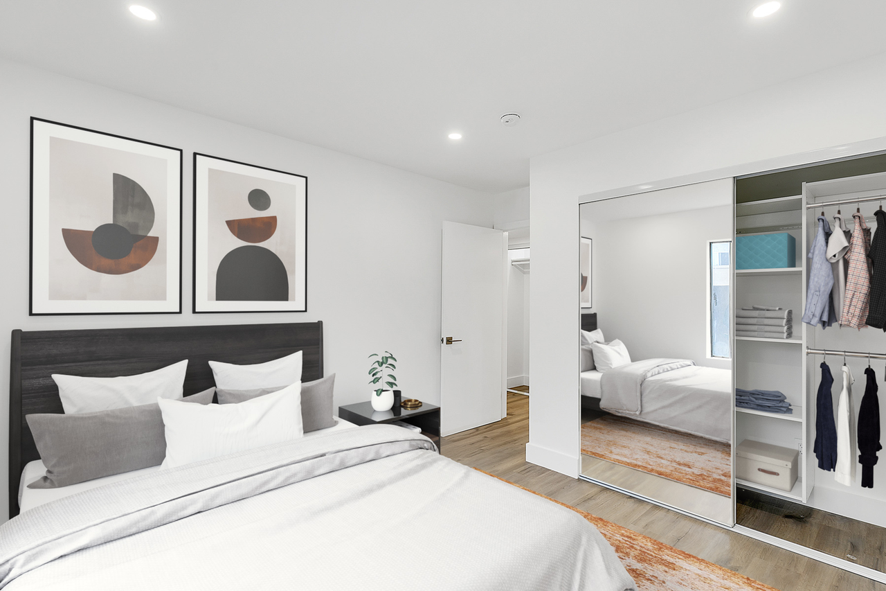 3756 Mentone Ave - Photo 3 of 4