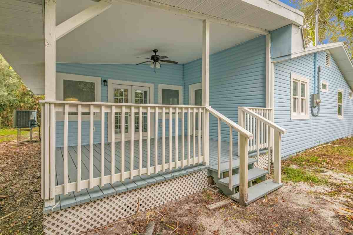 5379 4th St - Photo 5 of 24