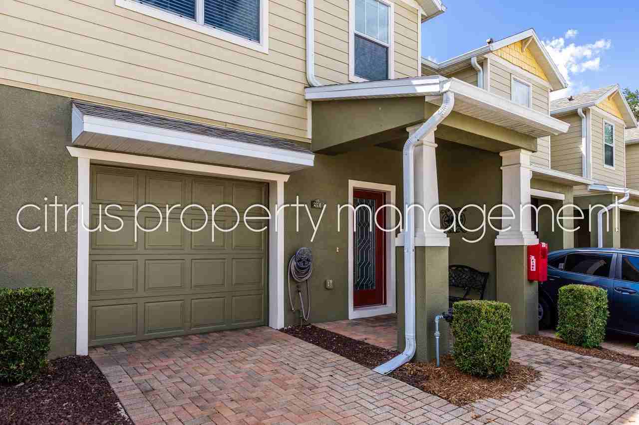 3813 Black Spruce Ln - Photo 3 of 33