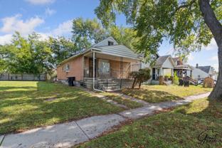 19184 Helen St - Photo 1 of 1