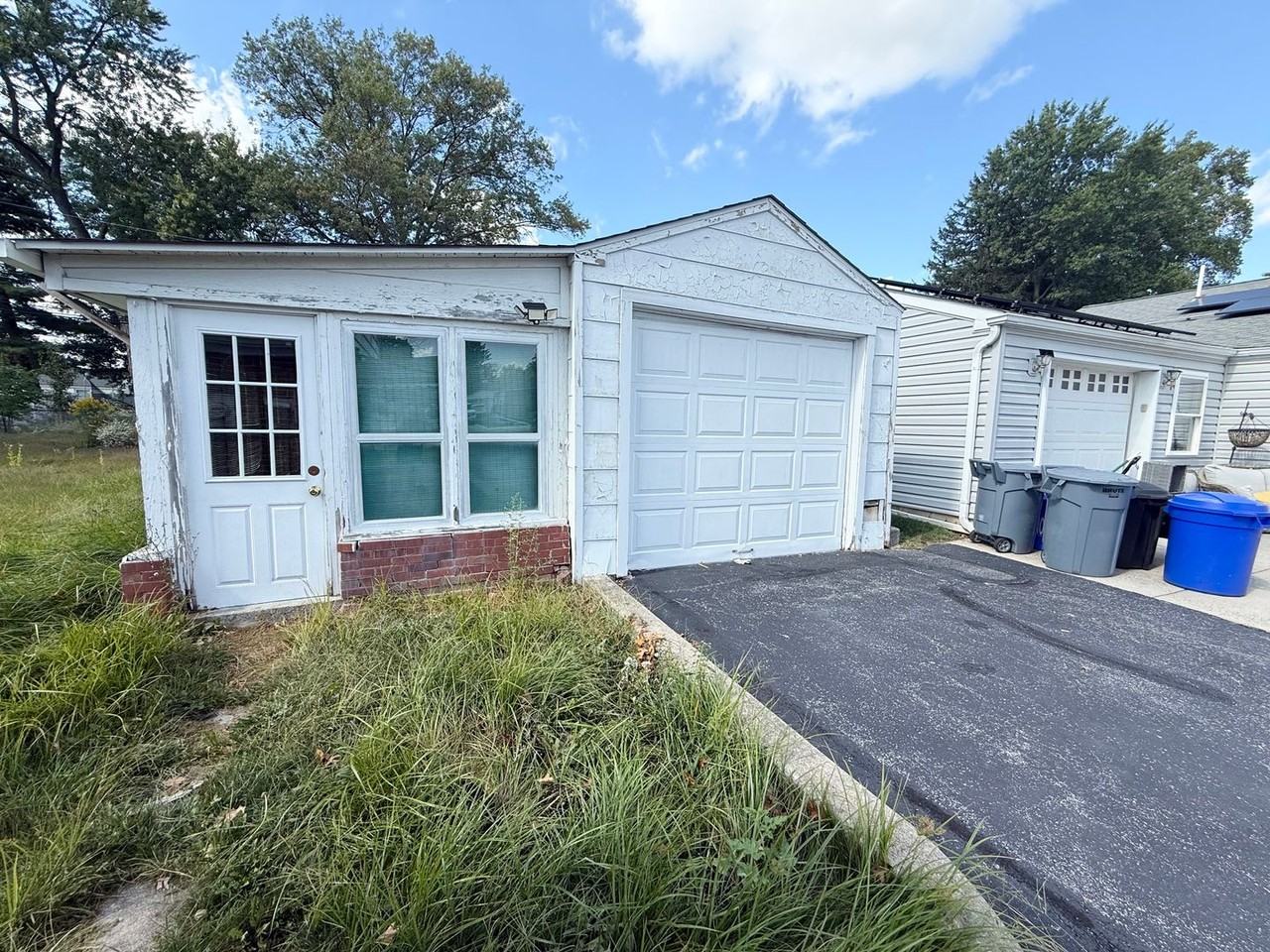 13 Laurel Ln - Photo 3 of 23