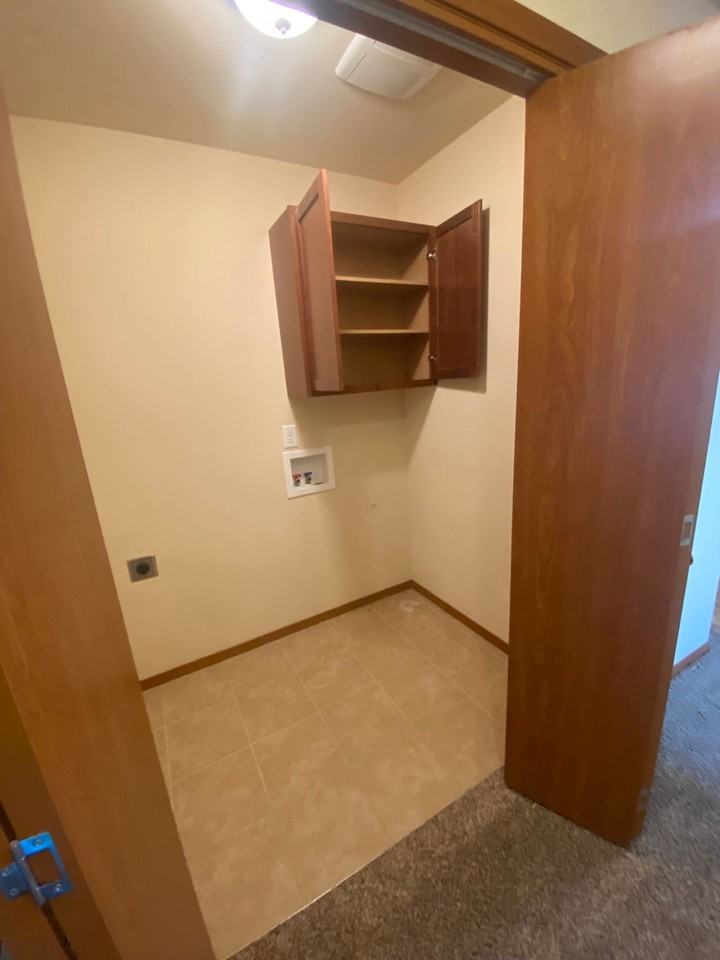 4400 Maple Ave - Terrace Heights - Photo 2 of 7