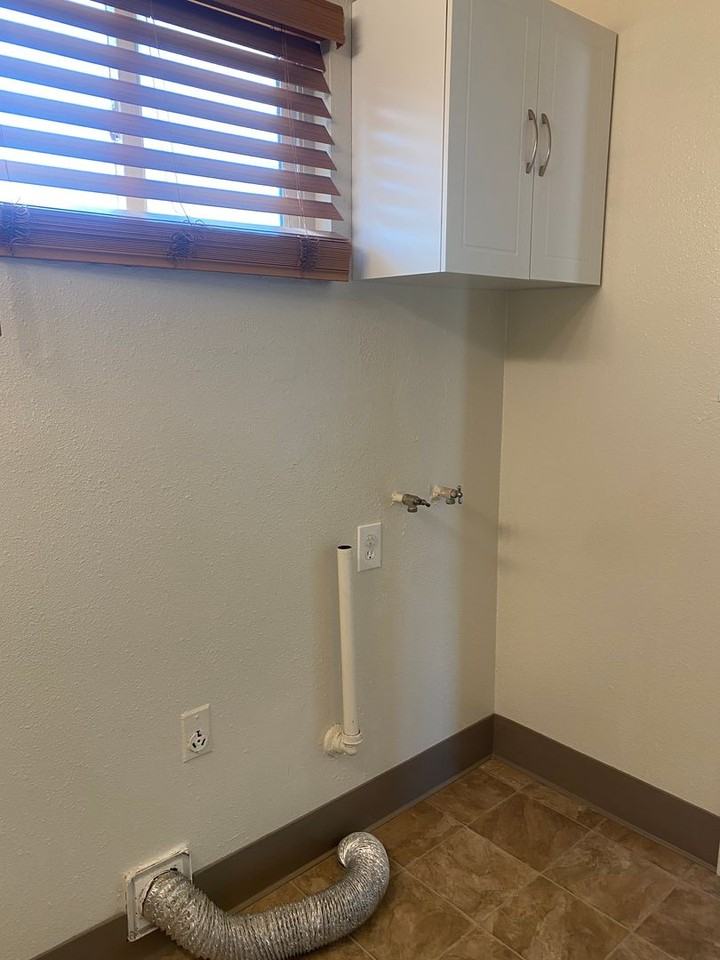 460 South 2nd Avenue - Photo 2 of 10