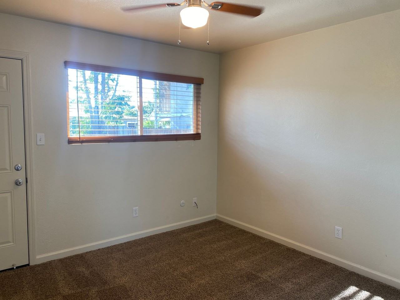 460 South 2nd Avenue - Photo 6 of 10