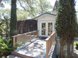 featured image of 4601 Cameron Rd