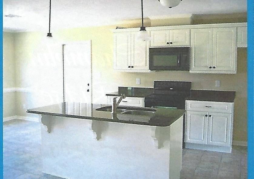 1423 Summit Way - Photo 2 of 8