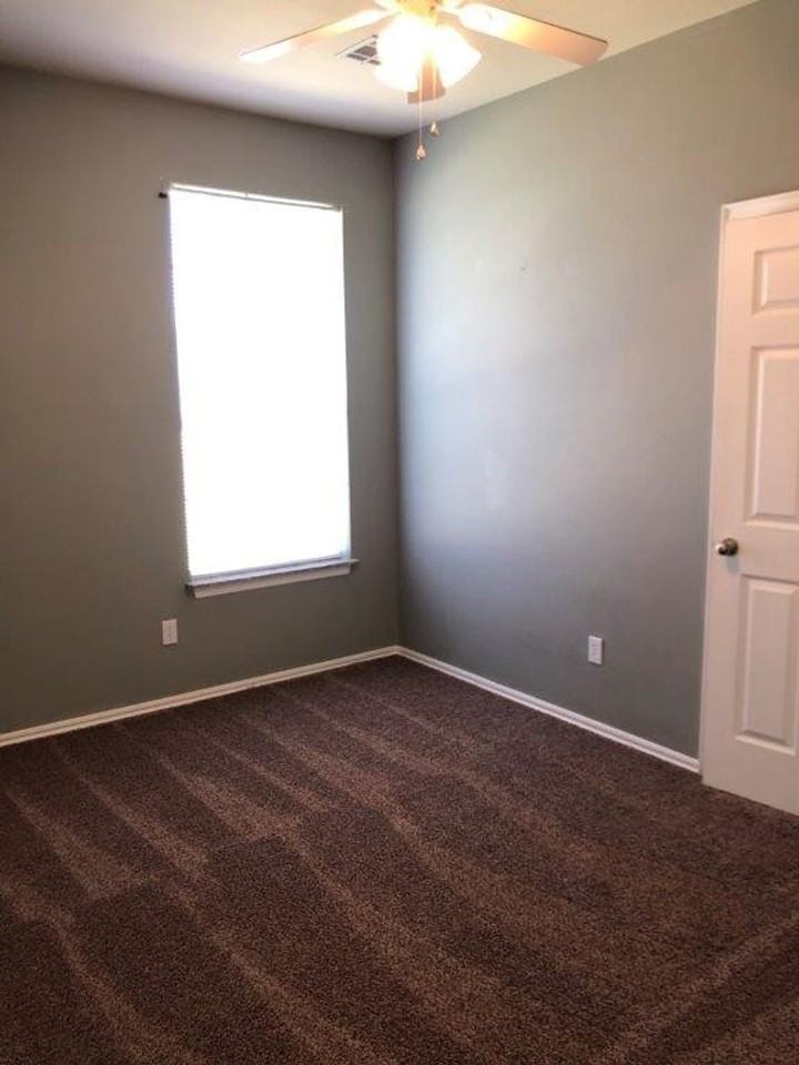 1408 Forrest Ridge Way - Photo 7 of 20