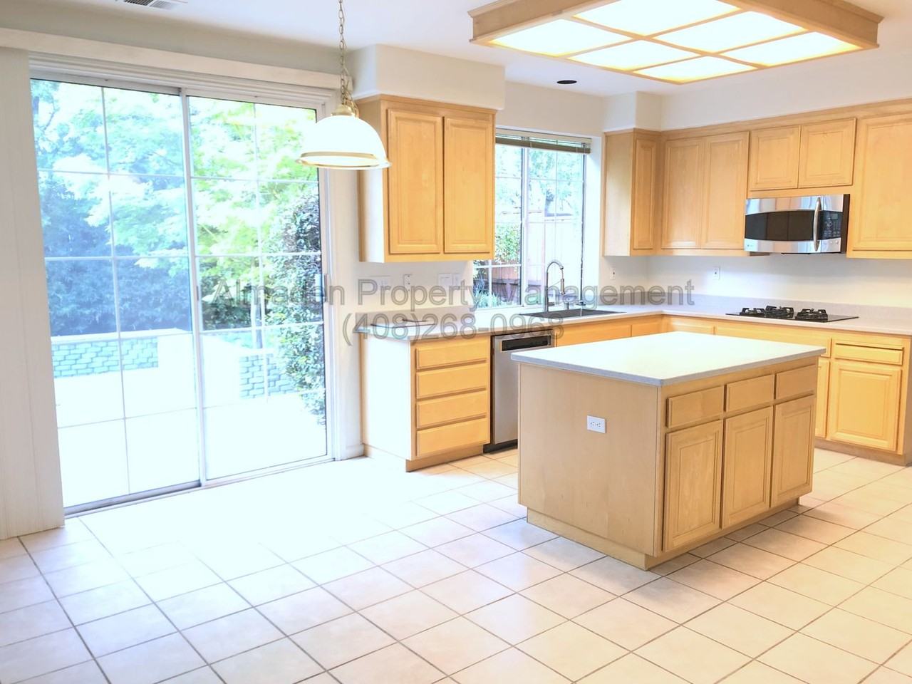 1515 Bergerac Dr - Photo 3 of 21