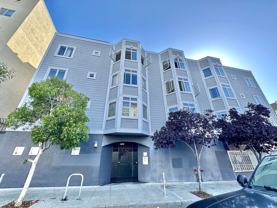 195 7th St #402 - Photo 1 of 1