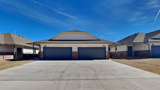 3711 N Divis Ave - Photo 1 of 1
