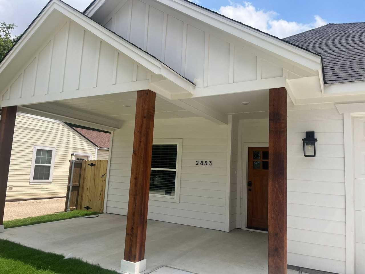 2853 S Hills Ave - Photo 2 of 20