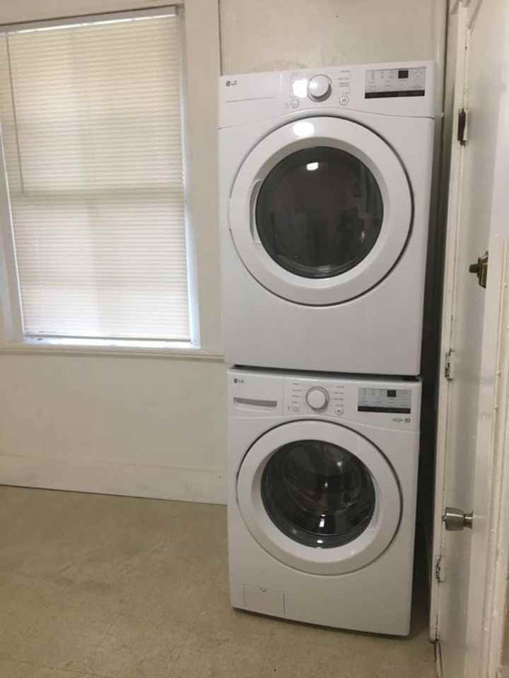 4 Adella Pl - Photo 4 of 9