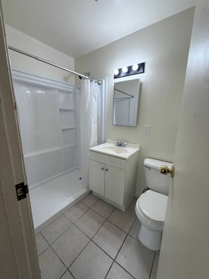 2732 MLK - Photo 6 of 27