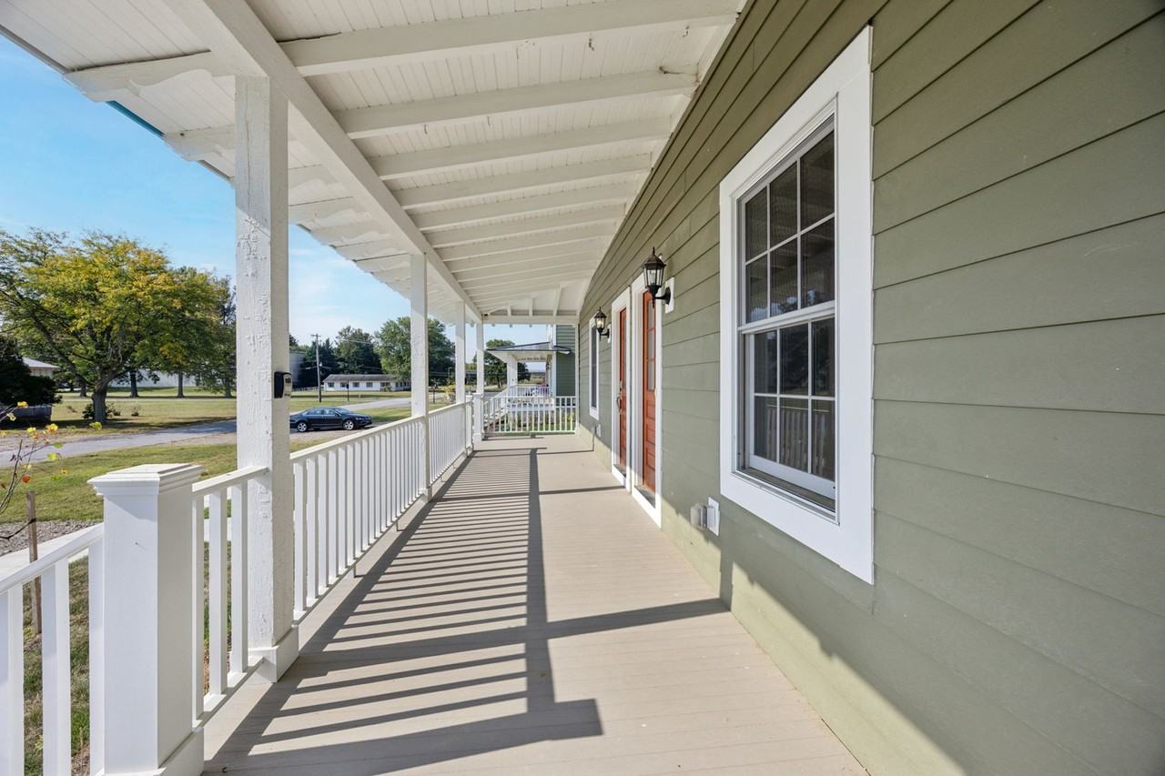 2441 Old Battery Ln - Photo 3 of 15