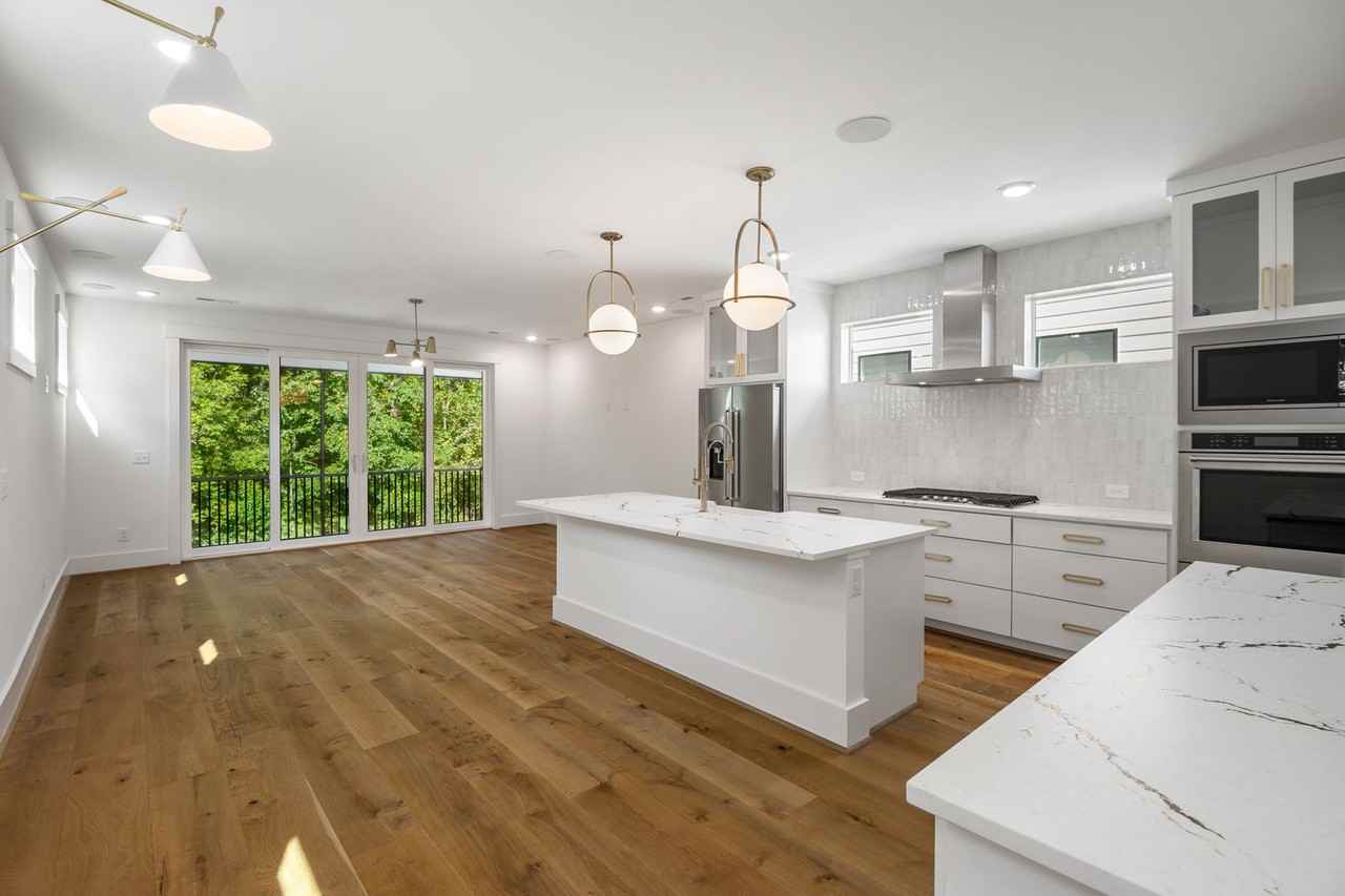 508B Lakeland St - Photo 4 of 31