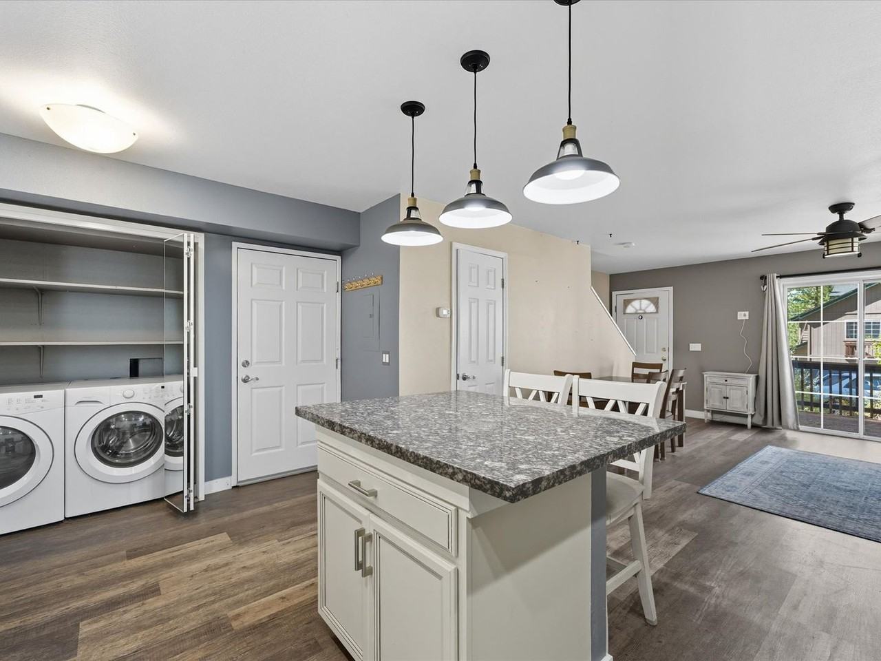 12489 Northwoods Blvd - Photo 6 of 27