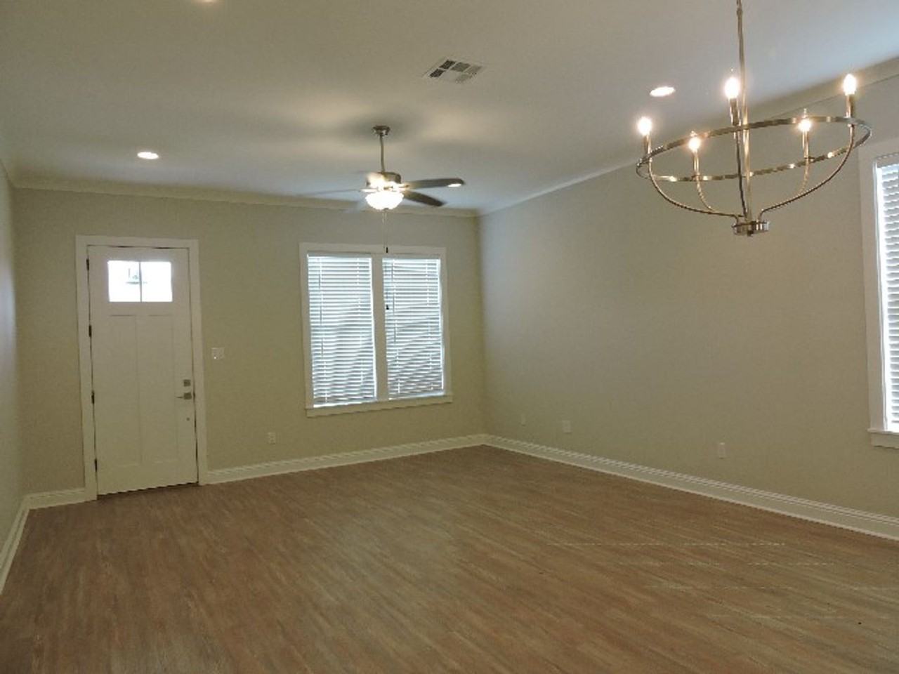 15042 Vintage Jade Ct - Photo 3 of 21