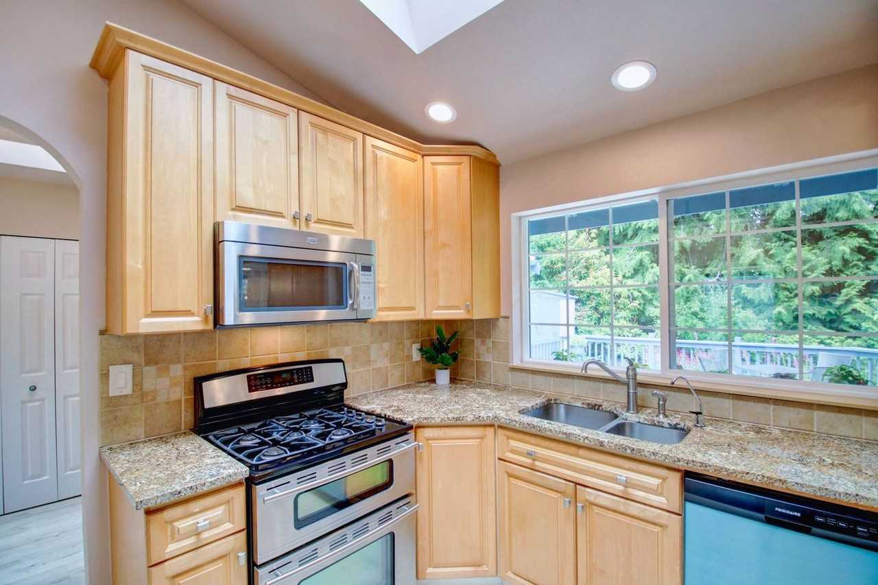 3656 Gamble Street - Photo 7 of 50