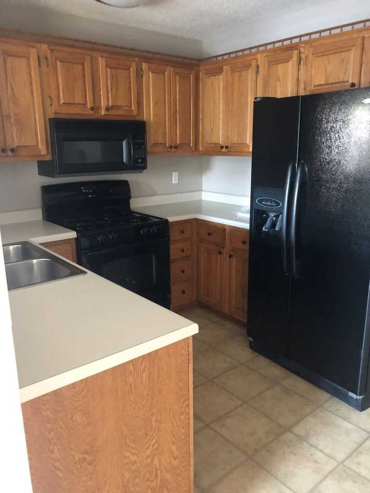 92 Lelia Ln - Photo 3 of 24