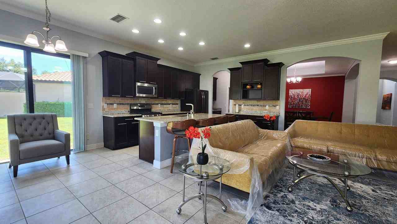 10659 Glencorse Ter - Photo 5 of 43