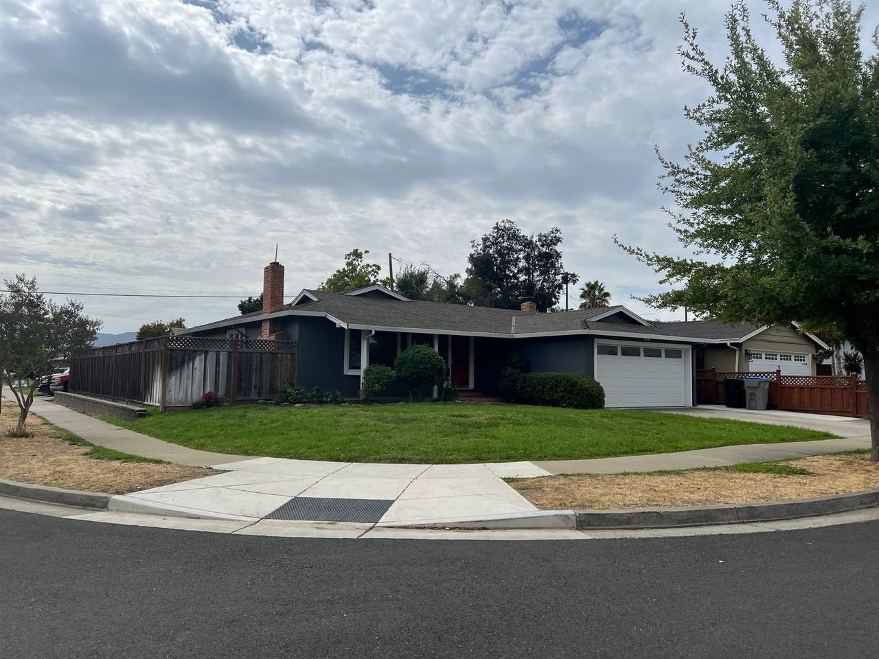 5028 Trenary Way - Photo 2 of 24