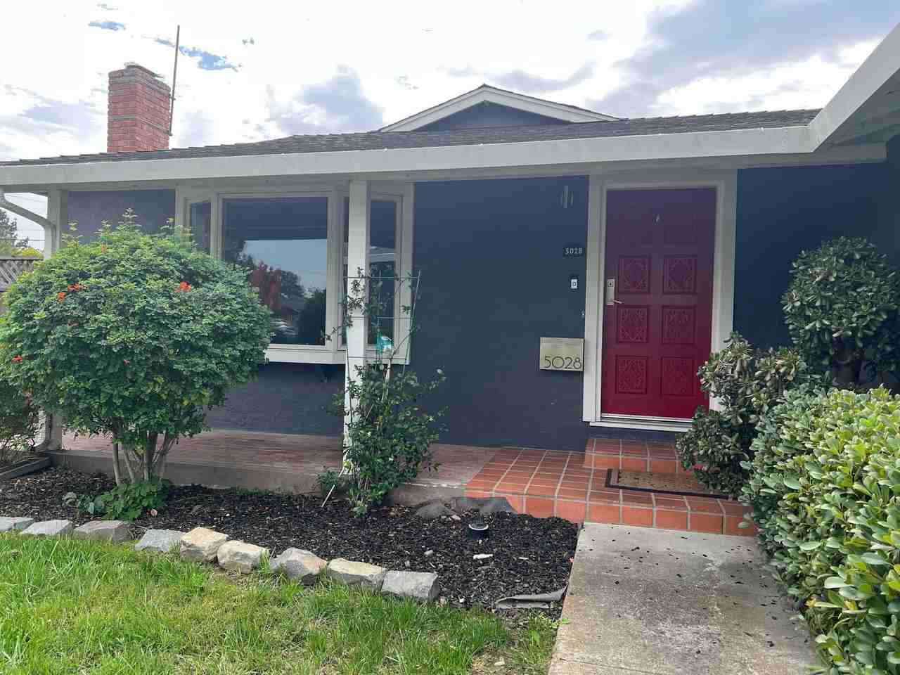 5028 Trenary Way - Photo 3 of 24