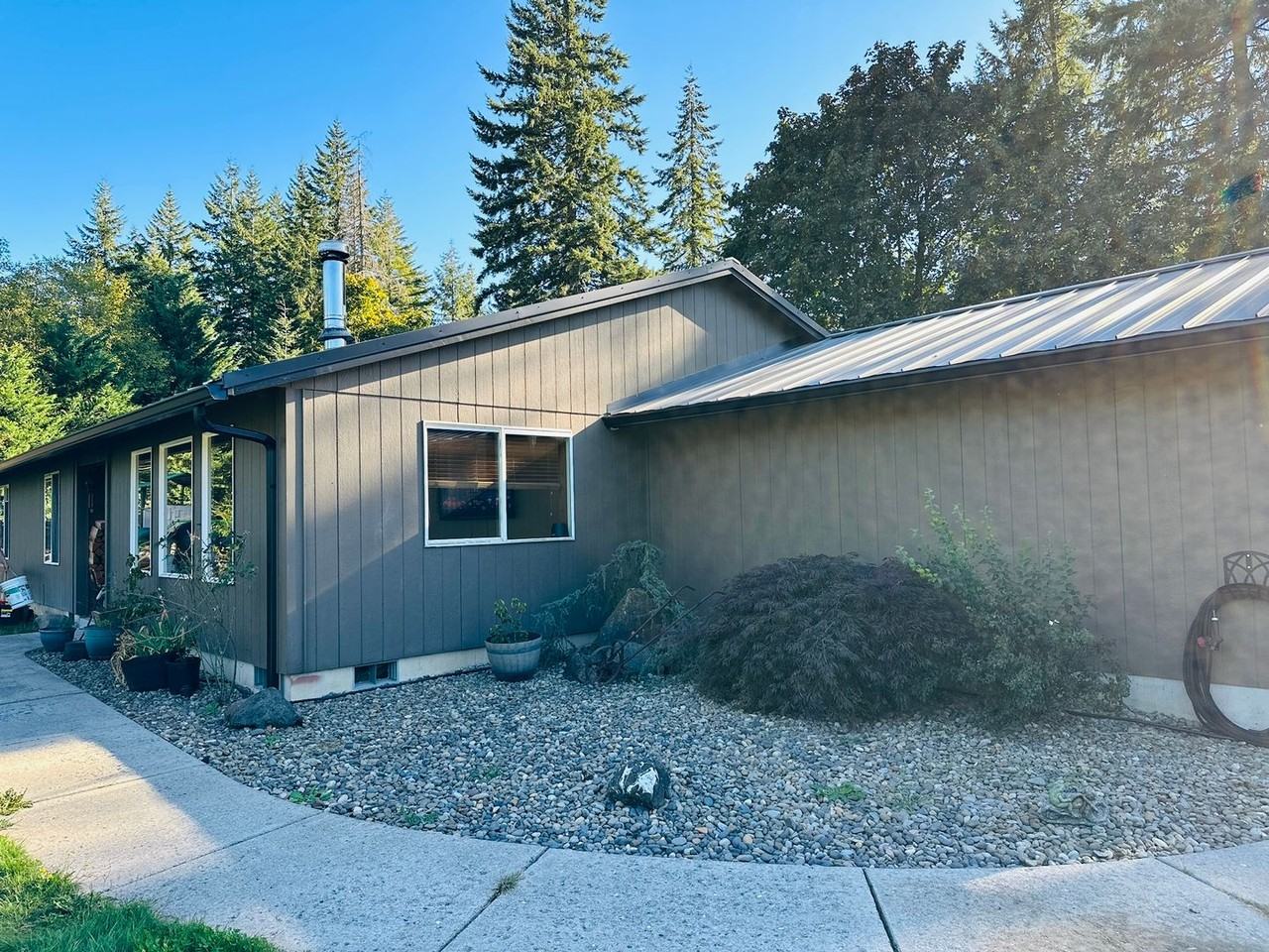 128 Bunting Drive - Photo 3 of 36