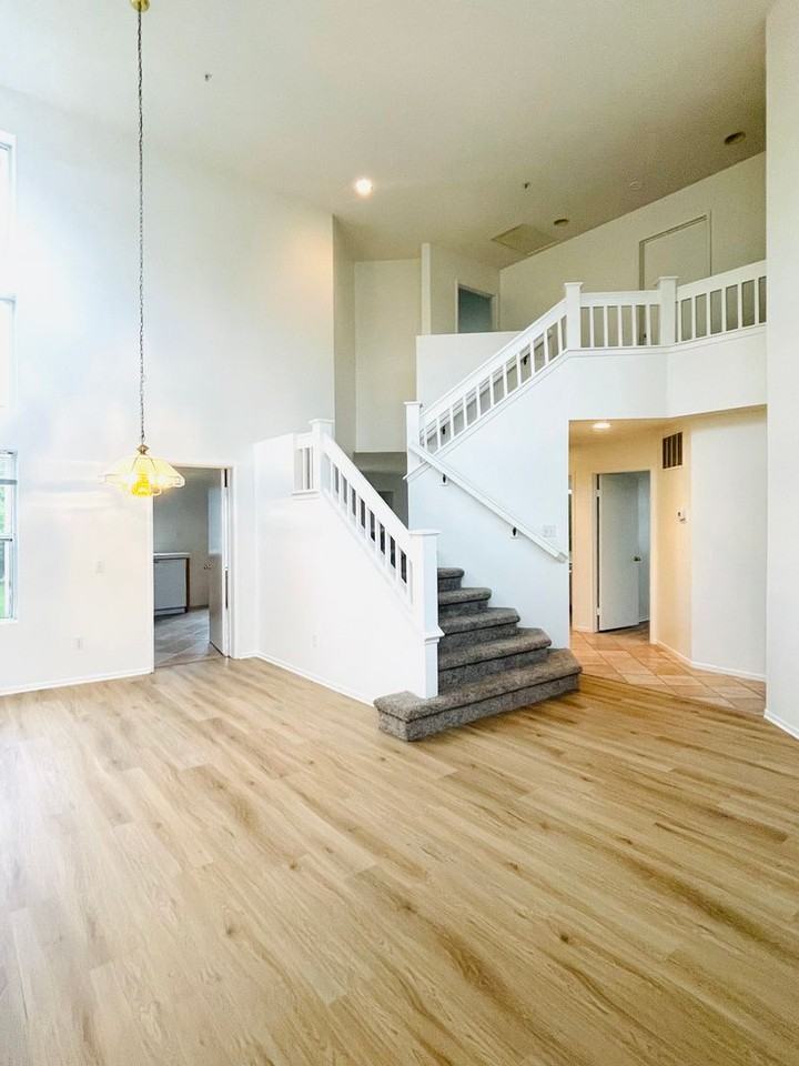 102 Alhambra Avenue - Photo 6 of 30