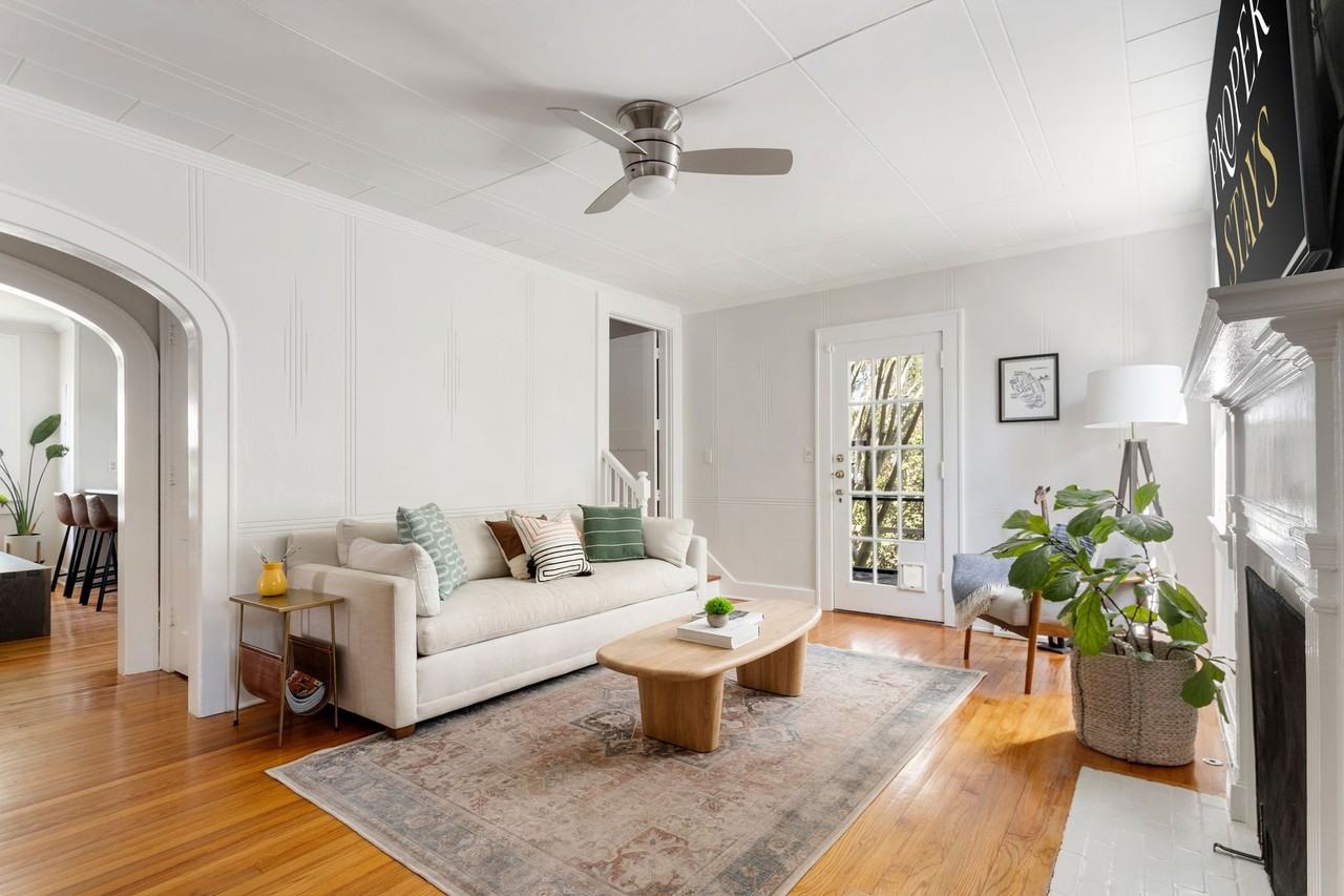 152 Grove St - Photo 2 of 38