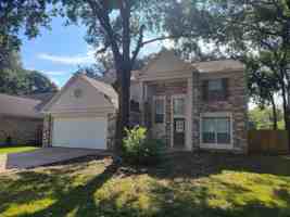 featured image of 9315 Southleigh Dr