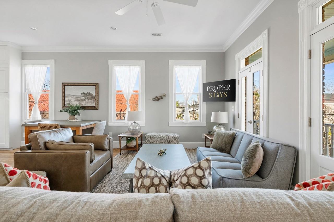 703 King St #B - Photo 6 of 34