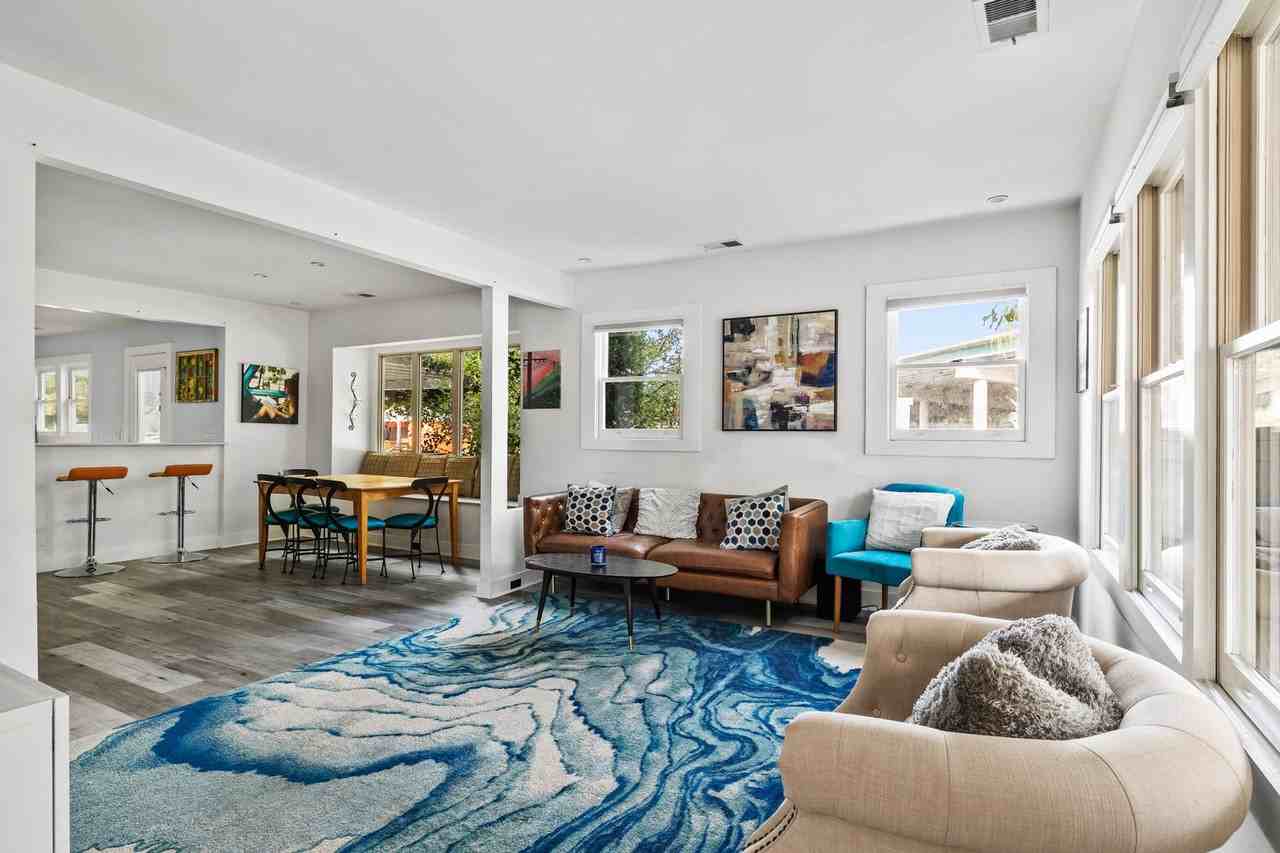 43 N Enston Ave - Photo 5 of 39