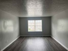 featured image of 102 Barnwood Ln