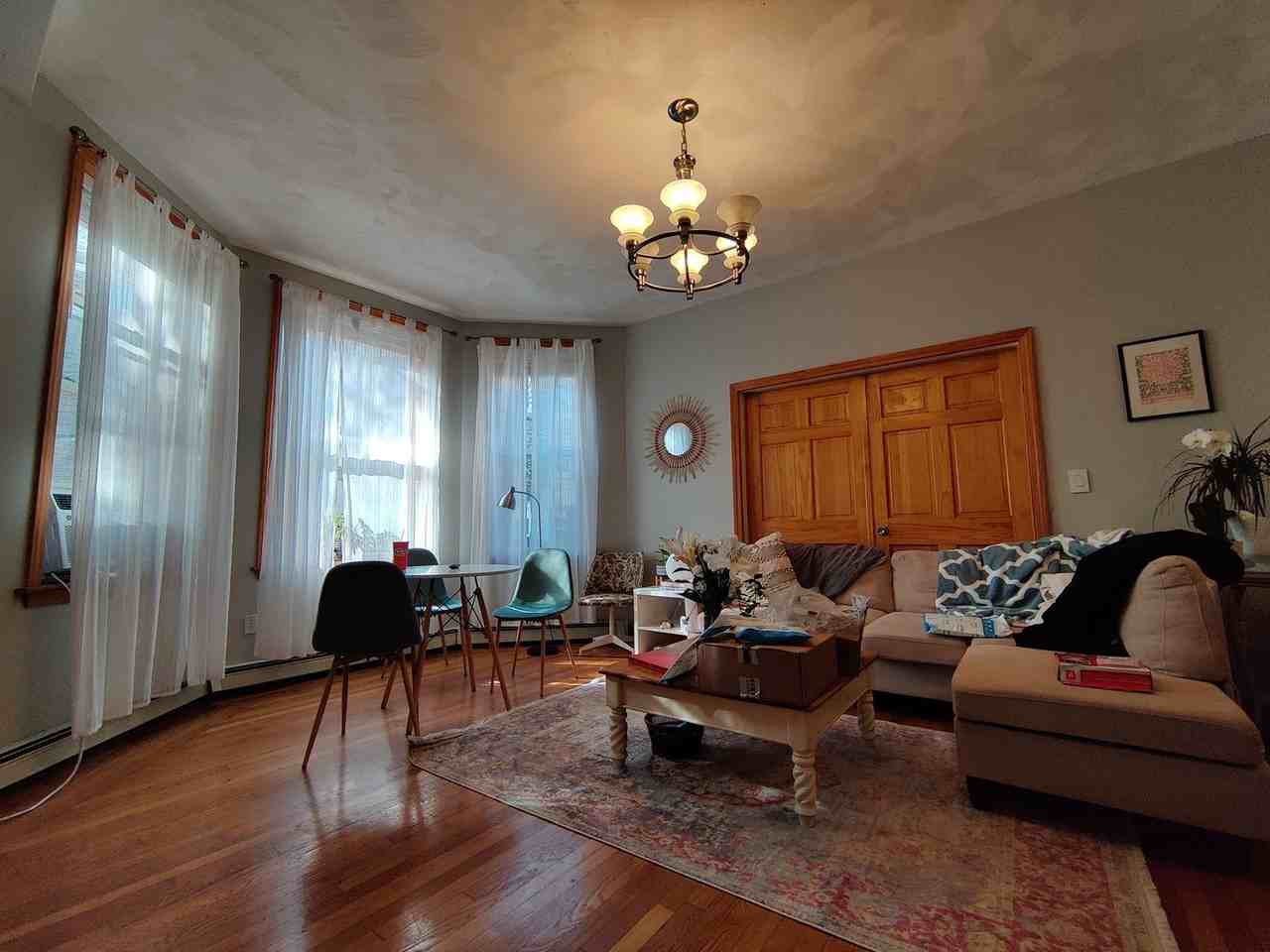 21 Gibbs St - Photo 4 of 36