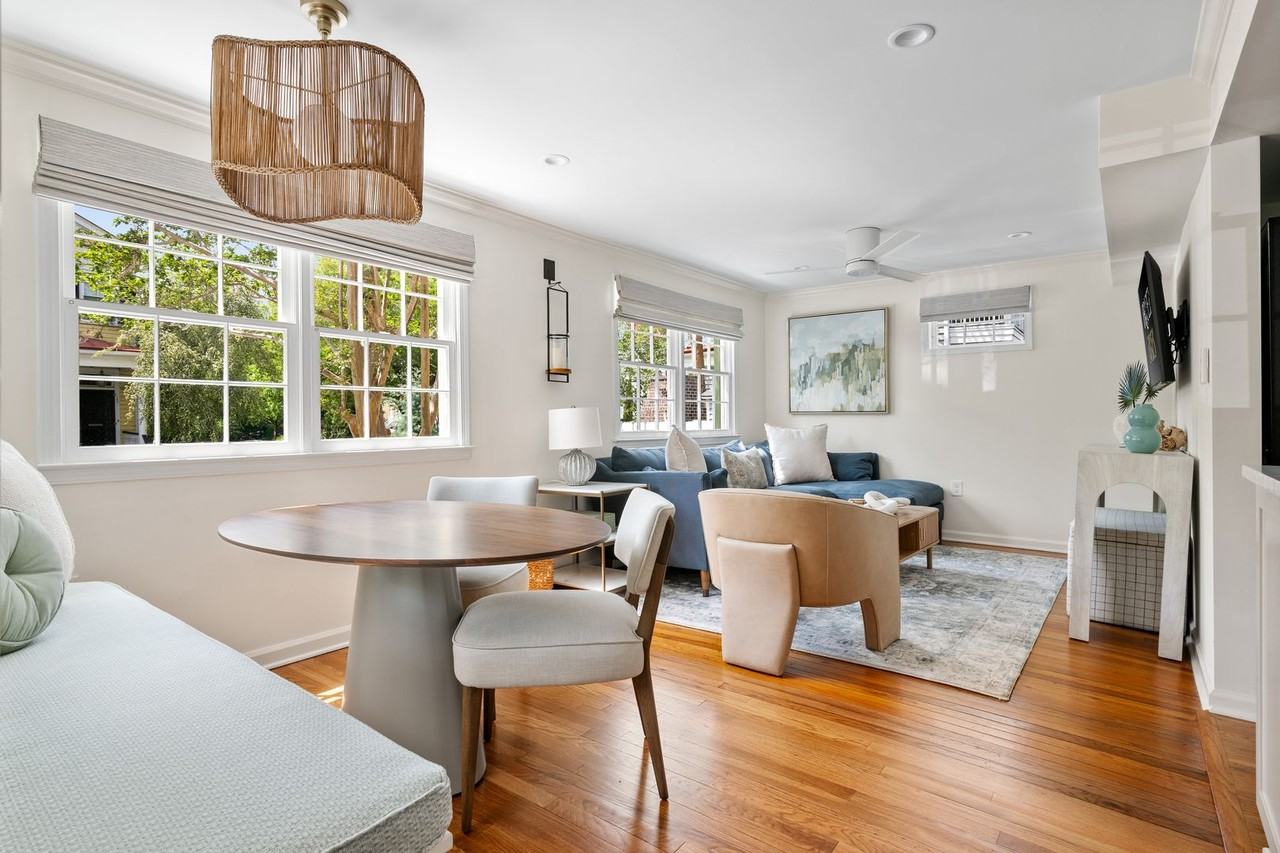 6 Smith Pl - Photo 2 of 33