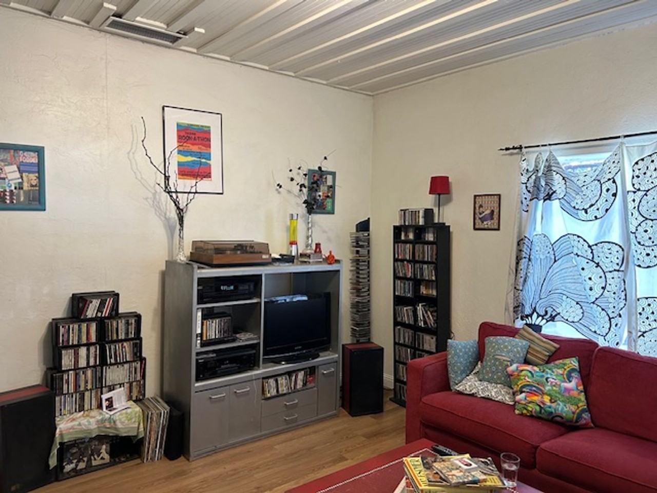 1036 South 4th Avenue - Photo 4 of 23